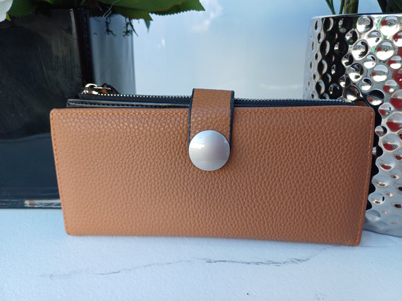 Brown Purse With Silver Button