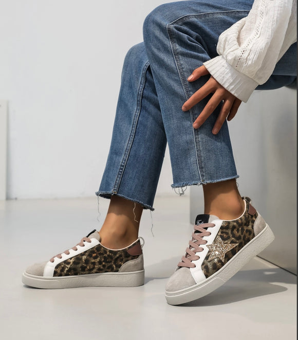 Pink/Leopard Trainer