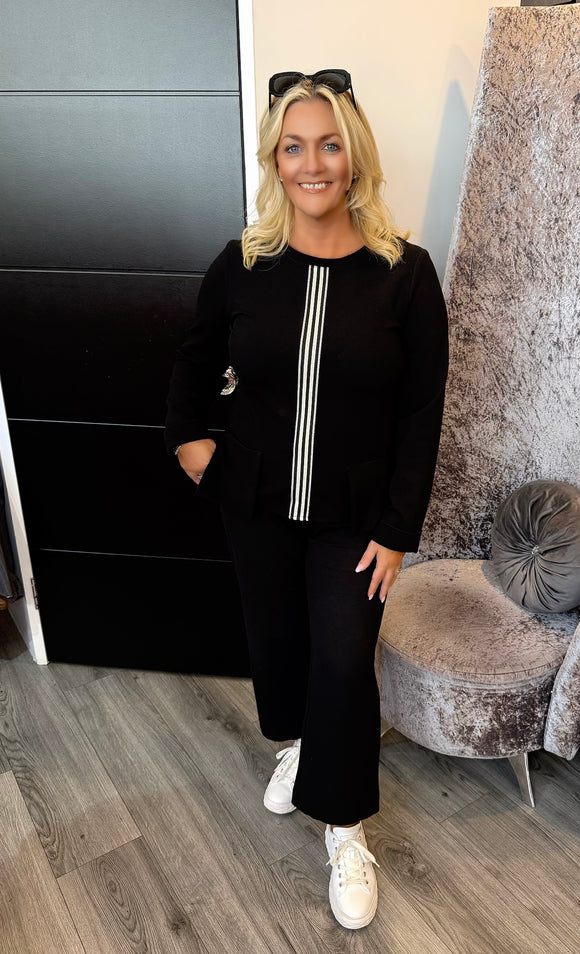 Peruzzi Black stripe top with pockets